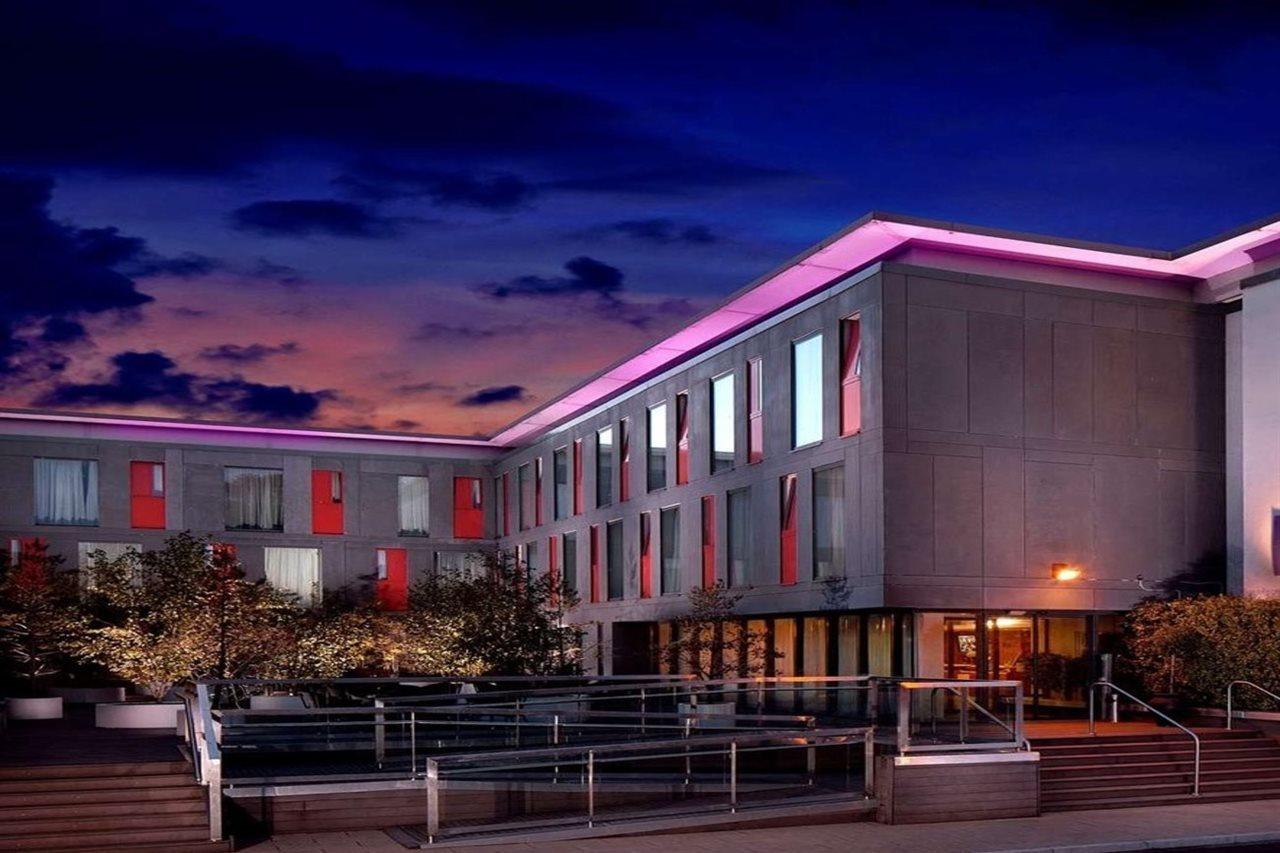 The Address Citywest Exteriér fotografie