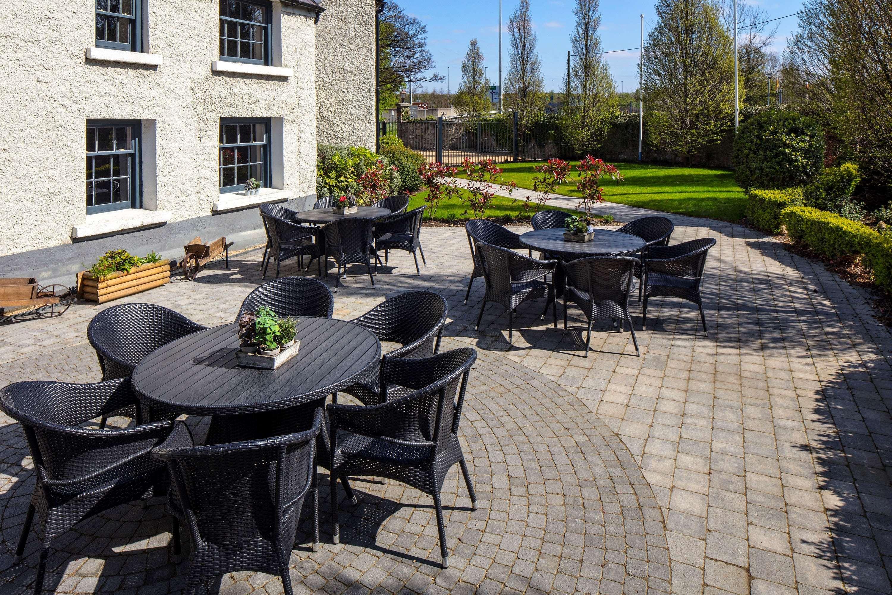 The Address Citywest Exteriér fotografie