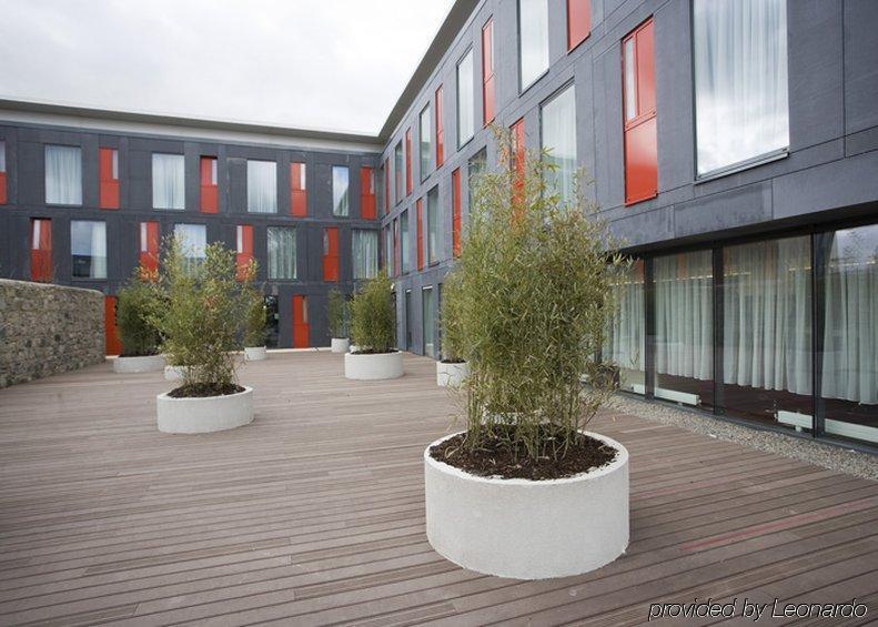 The Address Citywest Exteriér fotografie