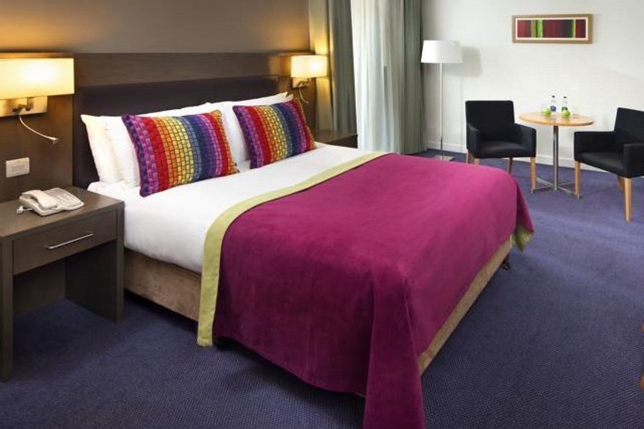 The Address Citywest Exteriér fotografie